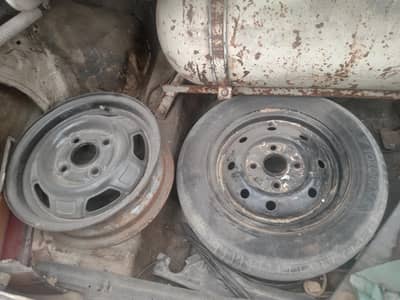 Spare Wheel and stepni