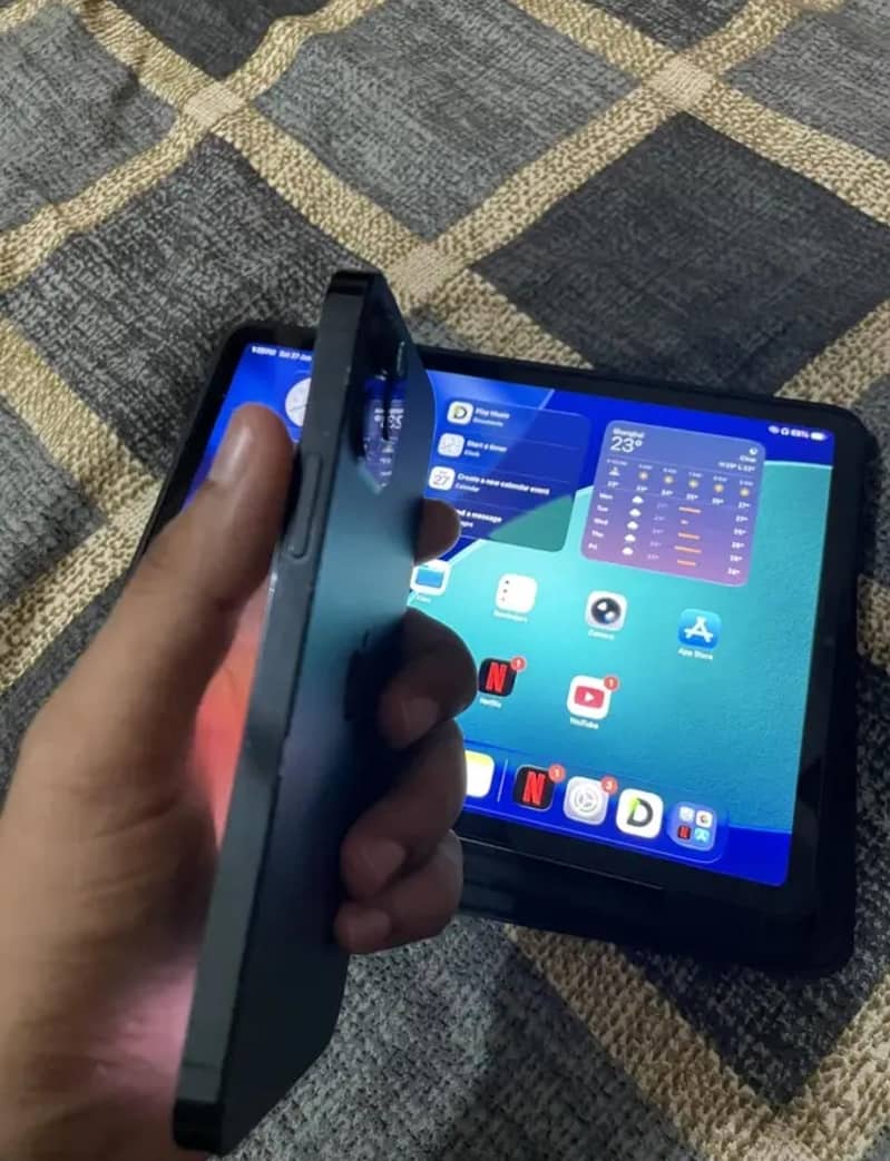 Apple iPhone 12 Pro 2