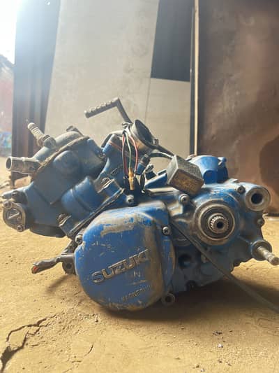Suzuki rm125 2 stroke
