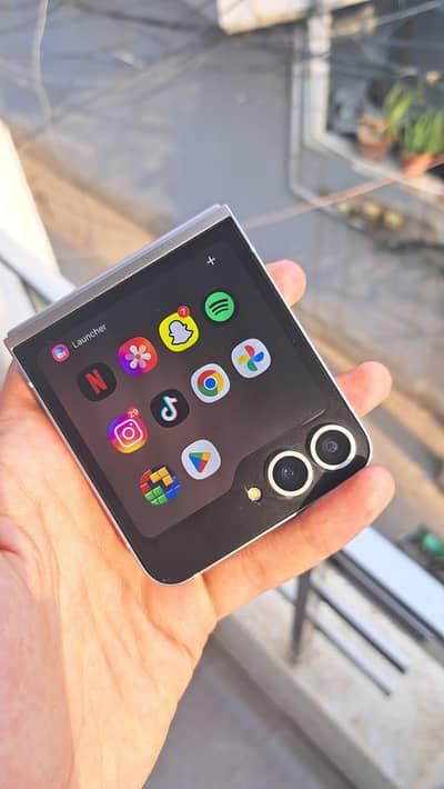 Samsung Mobile Z Flip 6