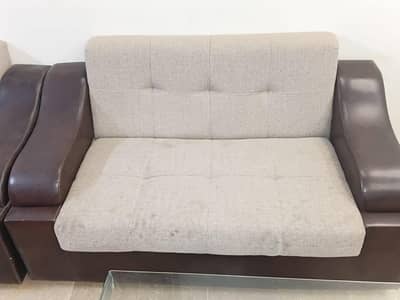 (7) saveen seeter sofa good Canadians