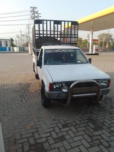 Nissan pickup