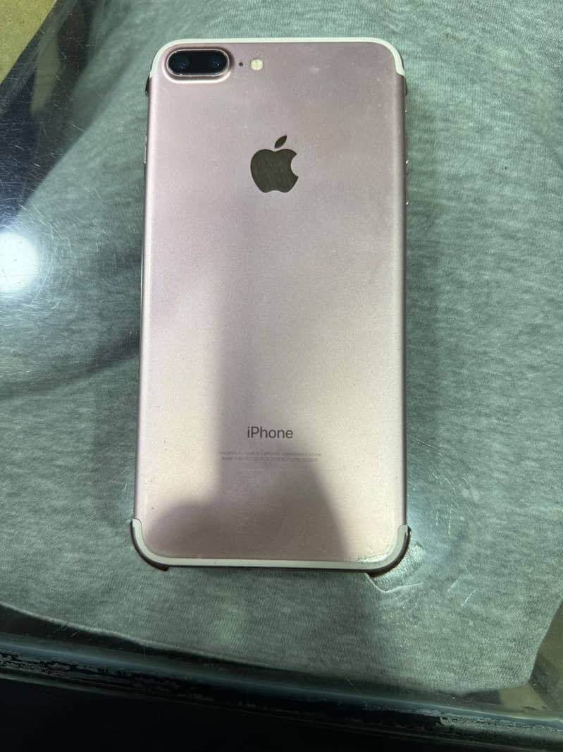 Apple iPhone 7 Plus 4