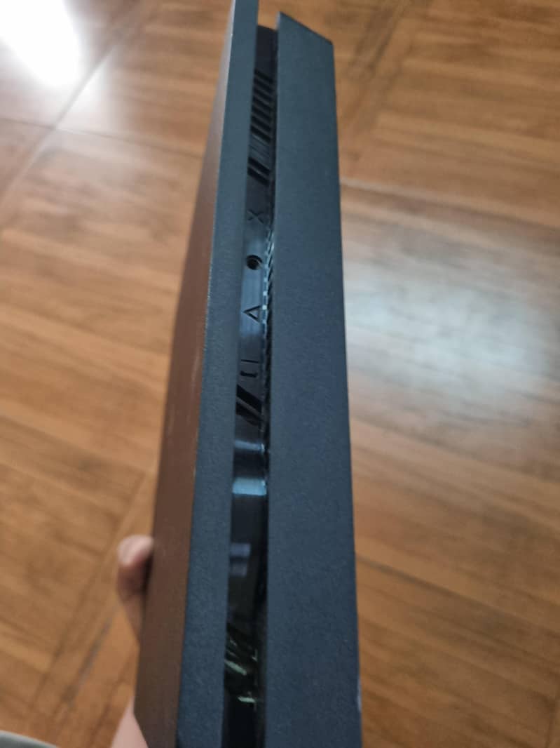 ps4 slim 500gb without controller 1