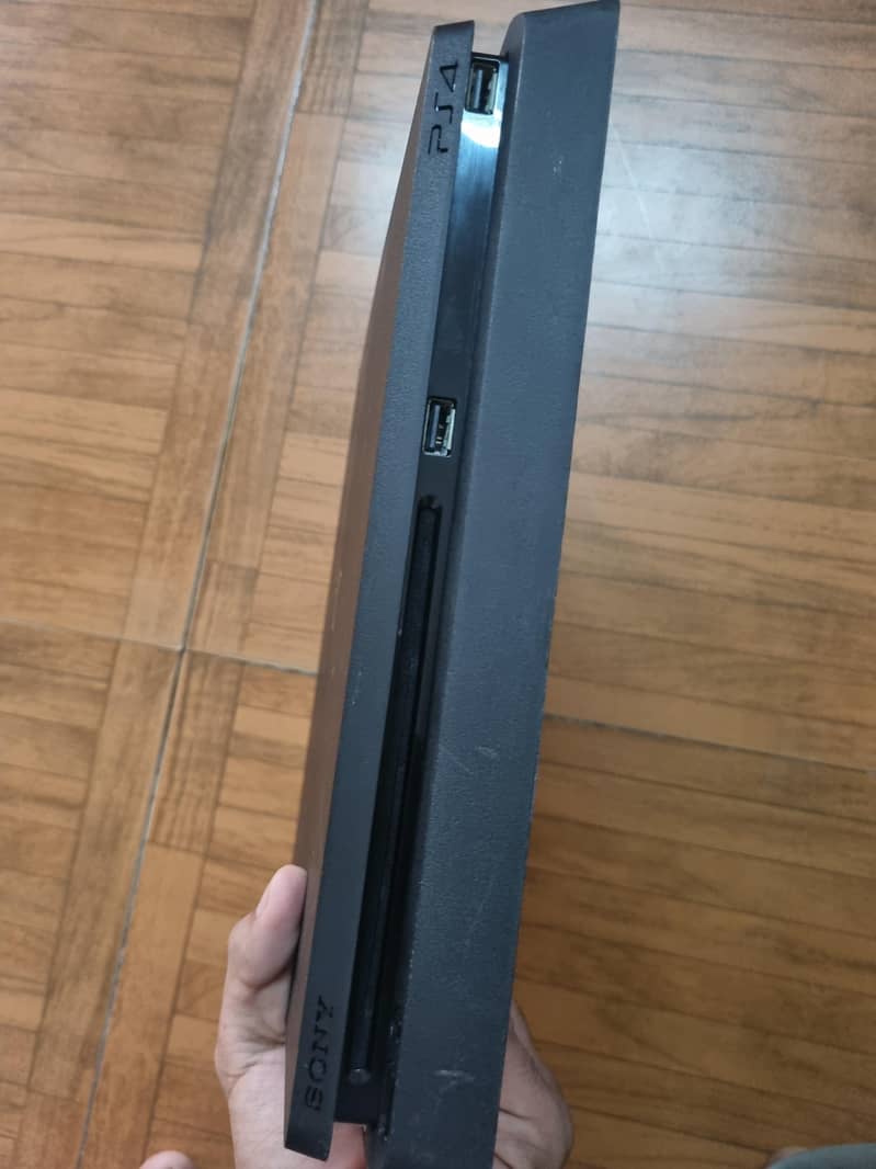 ps4 slim 500gb without controller 3