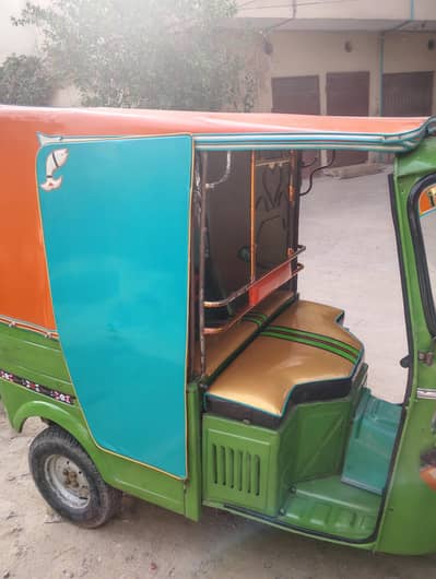 cng rikshaw