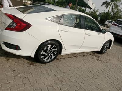 Honda Civic Oriel 2019