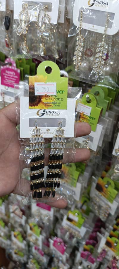 Sale In Jewelry Buy Any 3Pies in Rs1000.