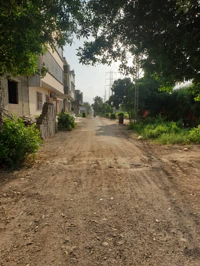 SAADI GARDEN BLOCK 2 40FT ROAD LEASED 120 SQYDS