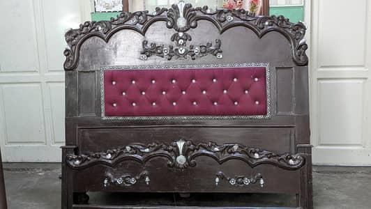 TALI WOOD BED