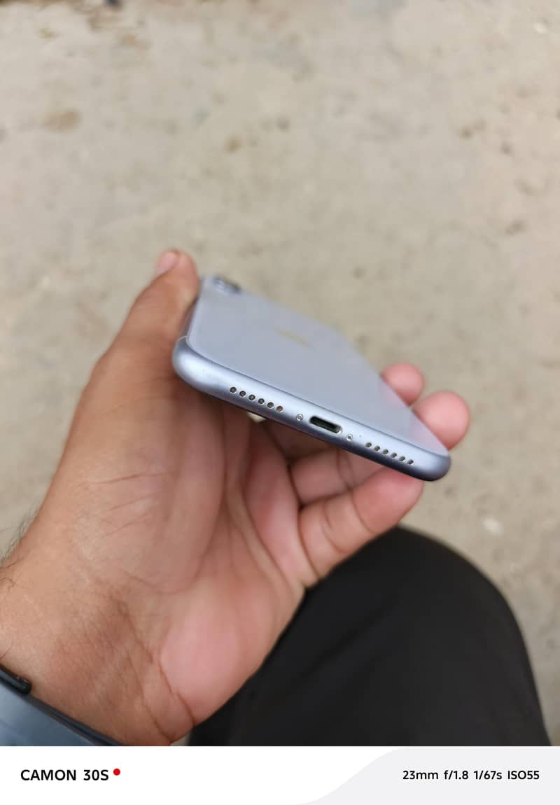 Apple iPhone 11 1