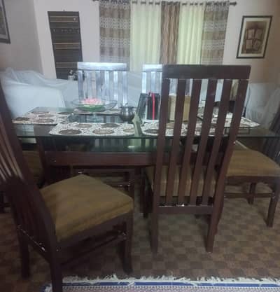 Table Dining & chair Set Used