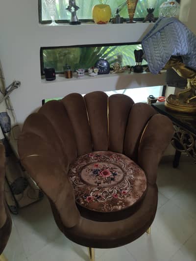 crown chairs two set