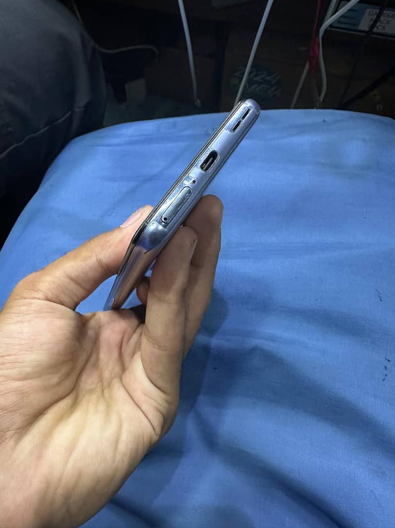 One Plus 9 5g 3