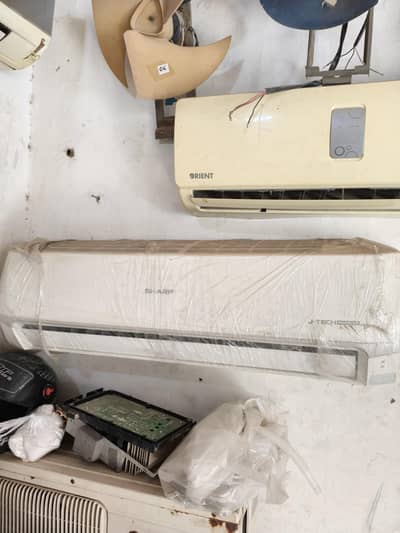 1.5 Ton Sharp inverter Ac