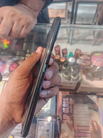Infinix Hot 8