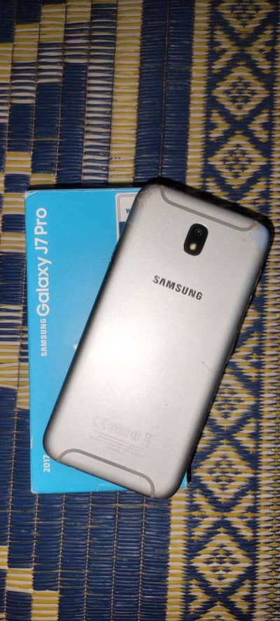 Samsung Mobile J7 Pro