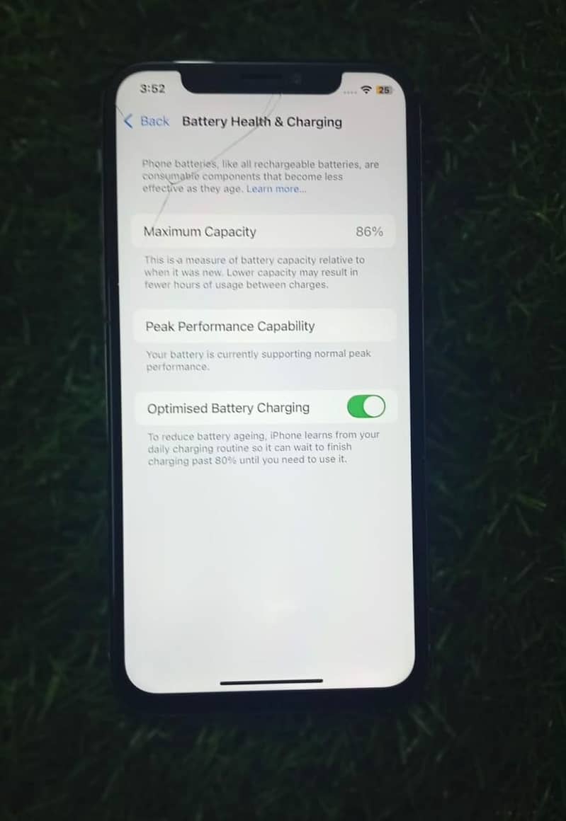 Apple iPhone XS 4
