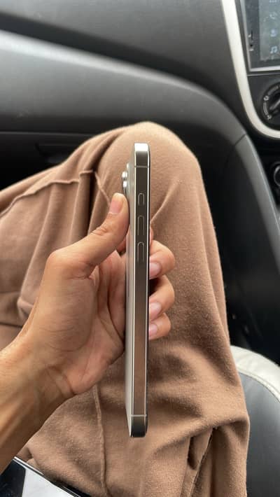 Iphone 16 pro max jv | 256gb