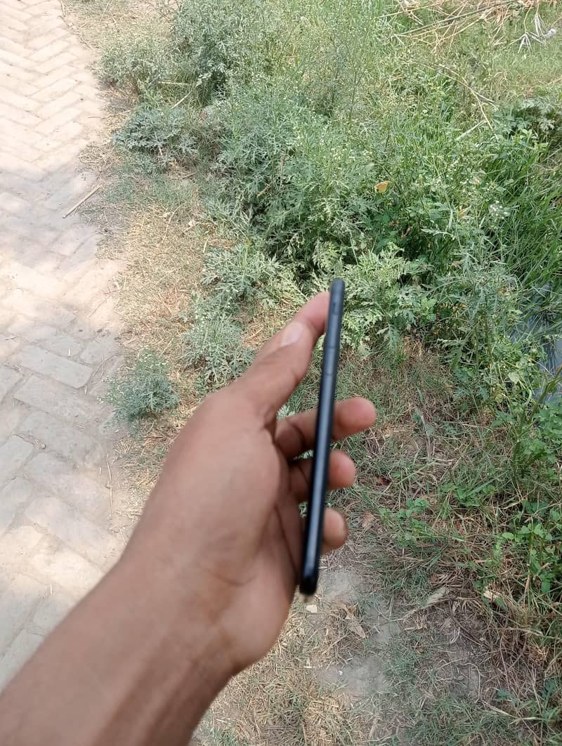 Apple iPhone SE 3