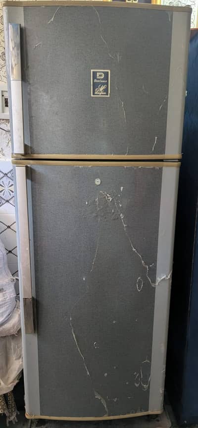Dowlance fridge for sale