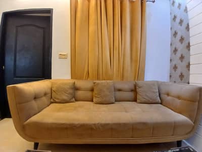 6 Seater sofa set 10/8 condition