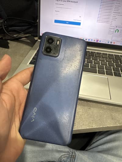 Vivo Y15s