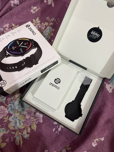 Luna digital smart watch