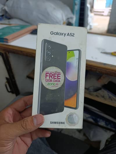 Samsung Mobile A52