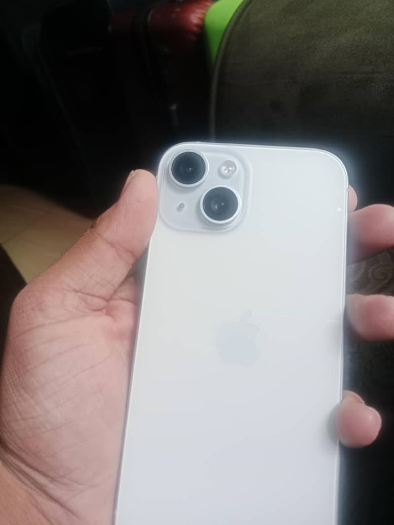 Apple iPhone 15 3