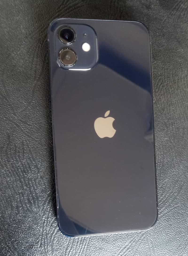 Apple iPhone 12 7