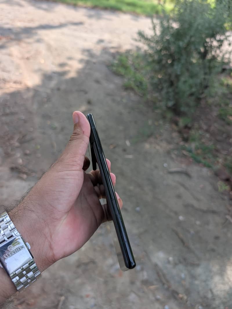 Google Pixel 6 Pro 2