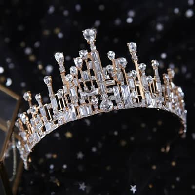 Bridal Crown In Opening Discount Get 2pies in 1000only.