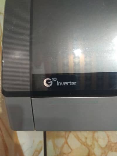 gree g10 model 10/10 condition DC inverter ac for sale