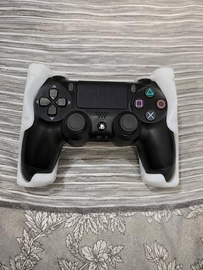 ps4 dualshock controller.