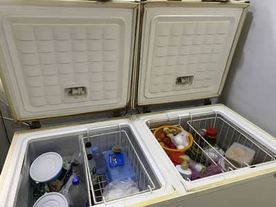 2 door freezer urgent sell