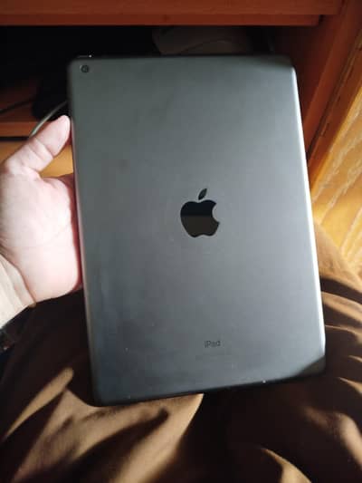 apple iPad 7 generation 32 GB