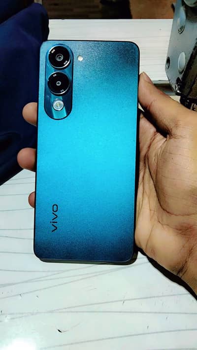 Vivo Y04