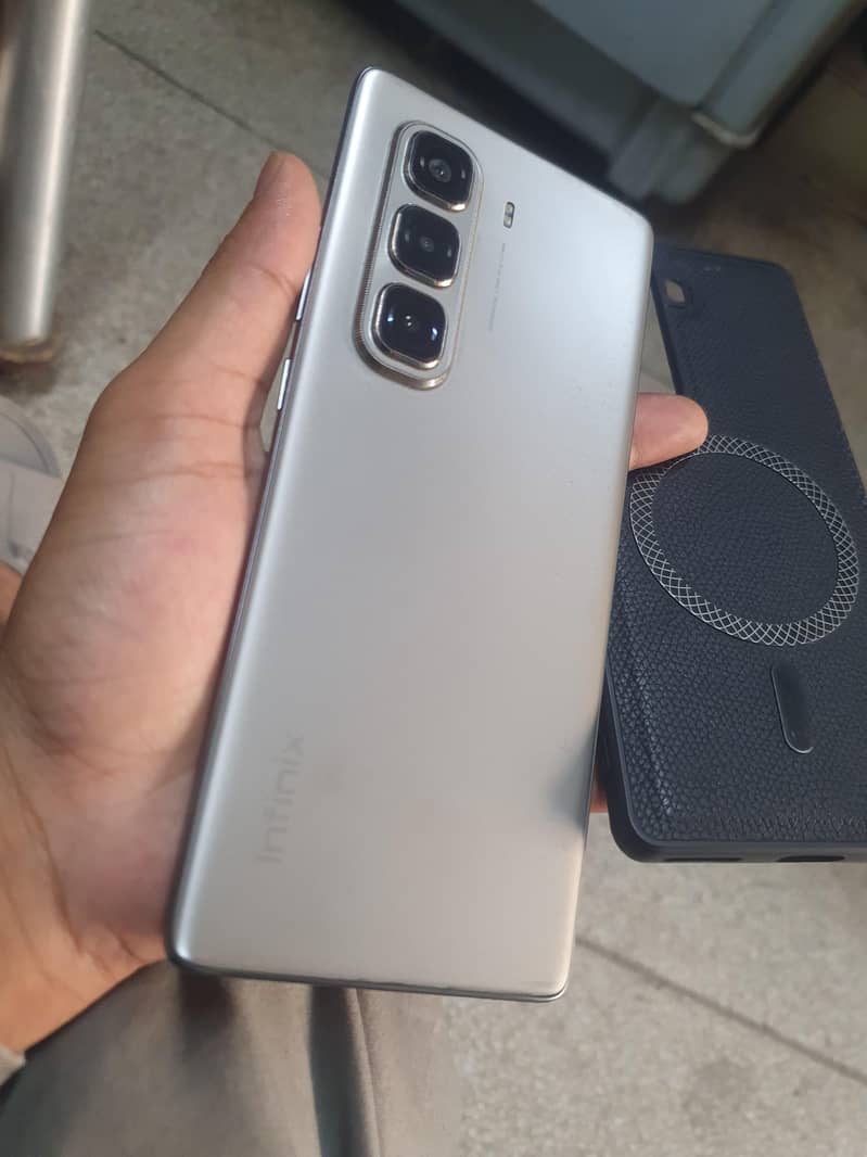infinix 1