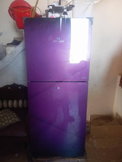 10/9 condition pearl burgamy colour Glass door