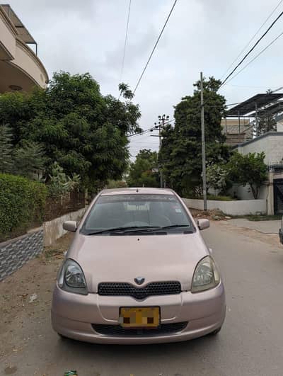Toyota Vitz F 1.0