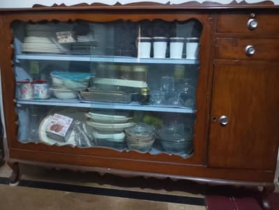 Showcase urgently selling