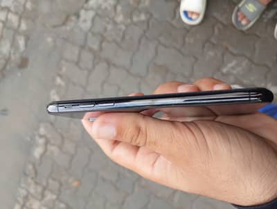 Apple iPhone XS