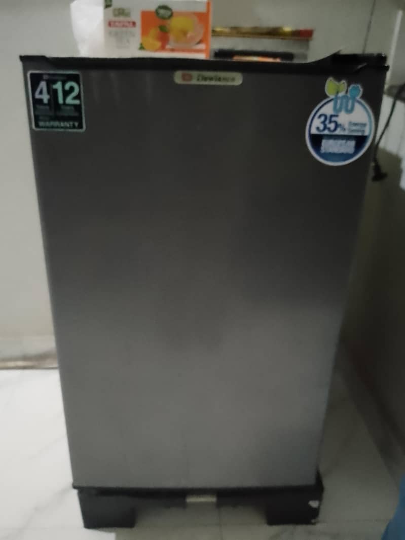 Mini Fridge 1