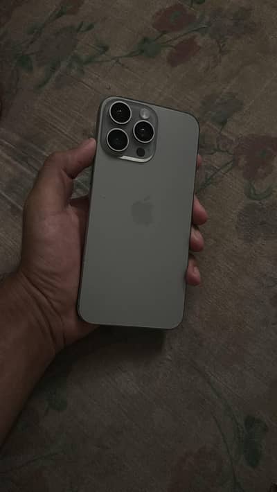 Apple iPhone 15 Pro Max