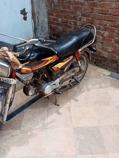 Honda cd70 11 model For sale price 55000 koe km nhi hony wala