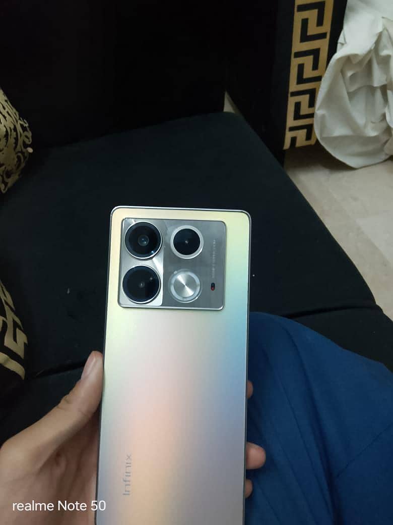 Infinix Note 40 0
