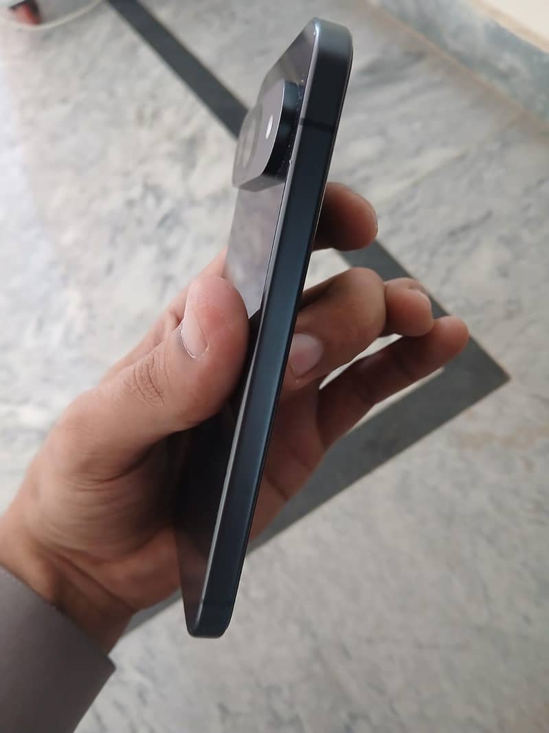 Google Pixel 9 2