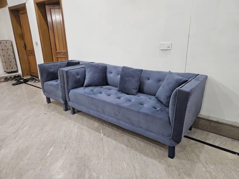 Sofa set 0