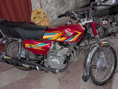Honda 125 model 2026 lush condition for sale